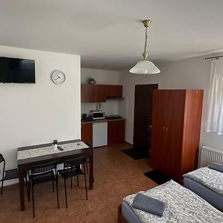 Adusiowka Apartment สโตรเนีย ชล็องสเกีย ภายนอก รูปภาพ