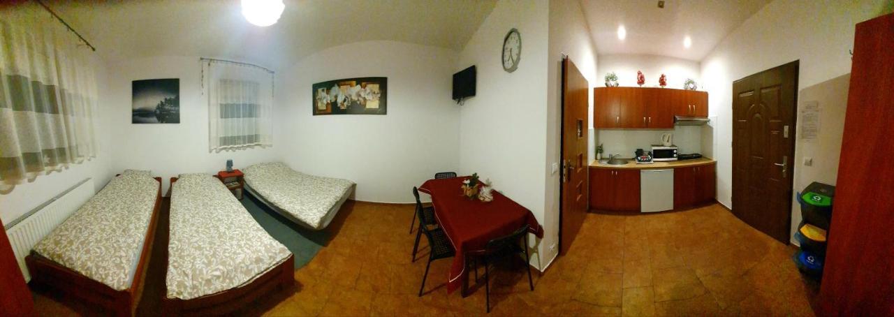 Adusiowka Apartment สโตรเนีย ชล็องสเกีย ภายนอก รูปภาพ